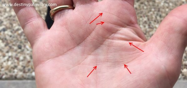 stress lines, trauma lines, emotions in your palm lines