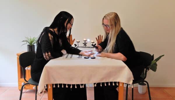 destiny palmistry, sari puhakka